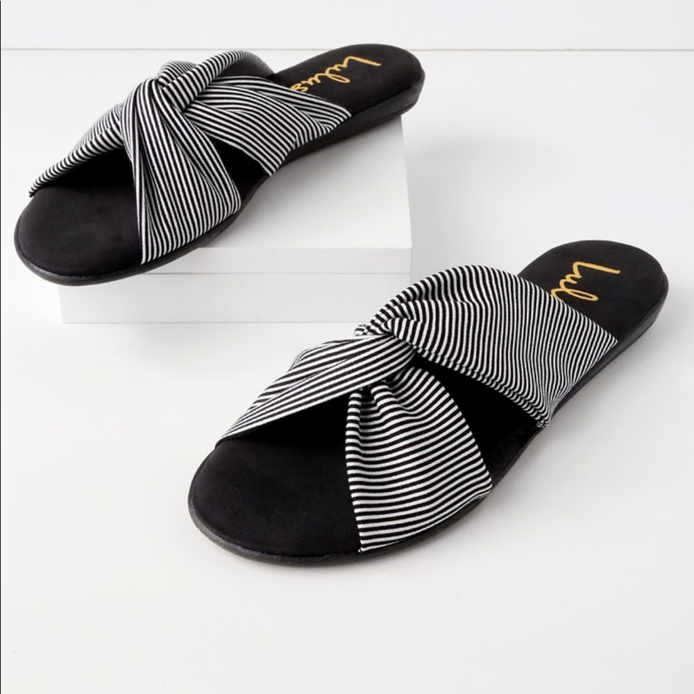 Lulu’s Santana Sandal